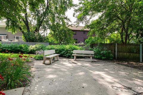 Tiny photo for 851 Garfield Avenue #C, Libertyville, IL 60048 (MLS # 12439440)