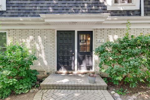 Tiny photo for 851 Garfield Avenue #C, Libertyville, IL 60048 (MLS # 12439440)
