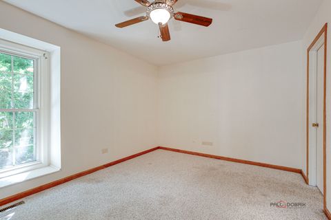 Tiny photo for 851 Garfield Avenue #C, Libertyville, IL 60048 (MLS # 12439440)
