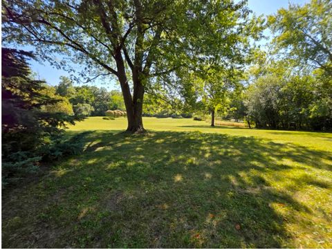 Tiny photo for 232 Donlea Road, Barrington Hills, IL 60010 (MLS # 12529568)