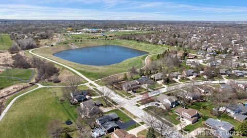 Tiny photo for 1 Renaissance Place #201, Palatine, IL 60067 (MLS # 12599927)