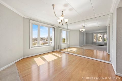 Tiny photo for 1 Renaissance Place #201, Palatine, IL 60067 (MLS # 12599927)