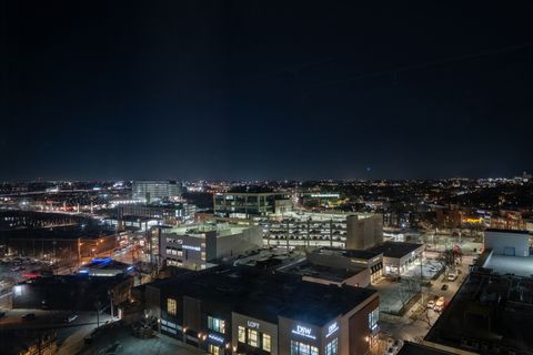 Tiny photo for 860 W Blackhawk Street #1504, Chicago, IL 60642 (MLS # 12586905)