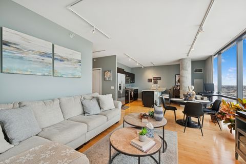 Tiny photo for 860 W Blackhawk Street #1504, Chicago, IL 60642 (MLS # 12586905)