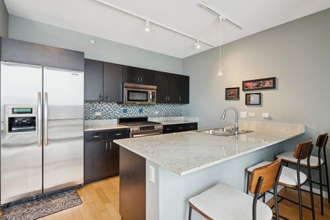 Tiny photo for 860 W Blackhawk Street #1504, Chicago, IL 60642 (MLS # 12586905)