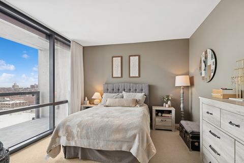 Tiny photo for 860 W Blackhawk Street #1504, Chicago, IL 60642 (MLS # 12586905)