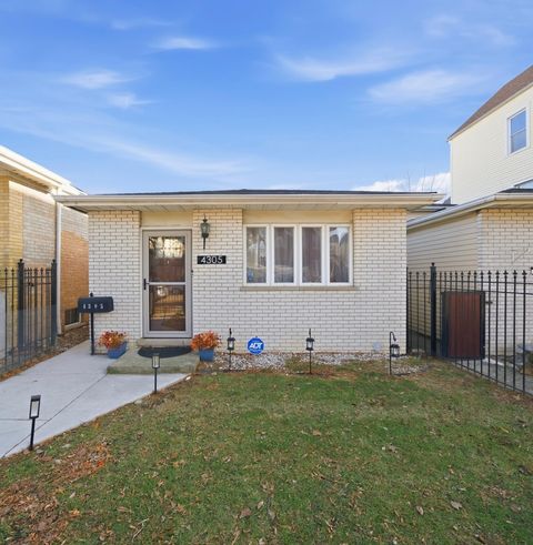 Photo of 4305 S Wood Street, Chicago, IL 60609 (MLS # 12536656)