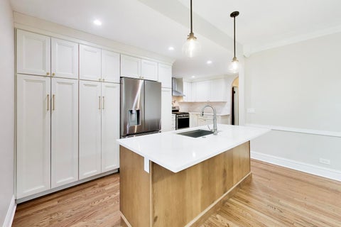 Tiny photo for 10041 S Hoyne Avenue, Chicago, IL 60643 (MLS # 12648093)