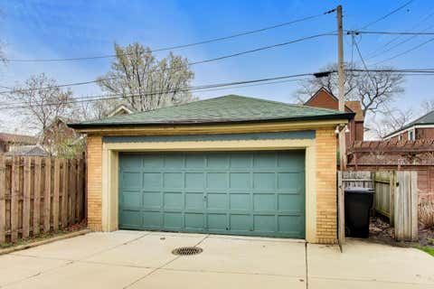 Tiny photo for 10041 S Hoyne Avenue, Chicago, IL 60643 (MLS # 12648093)