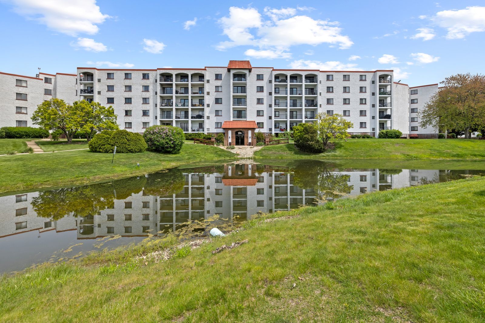 375 PLUM CREEK Drive 412