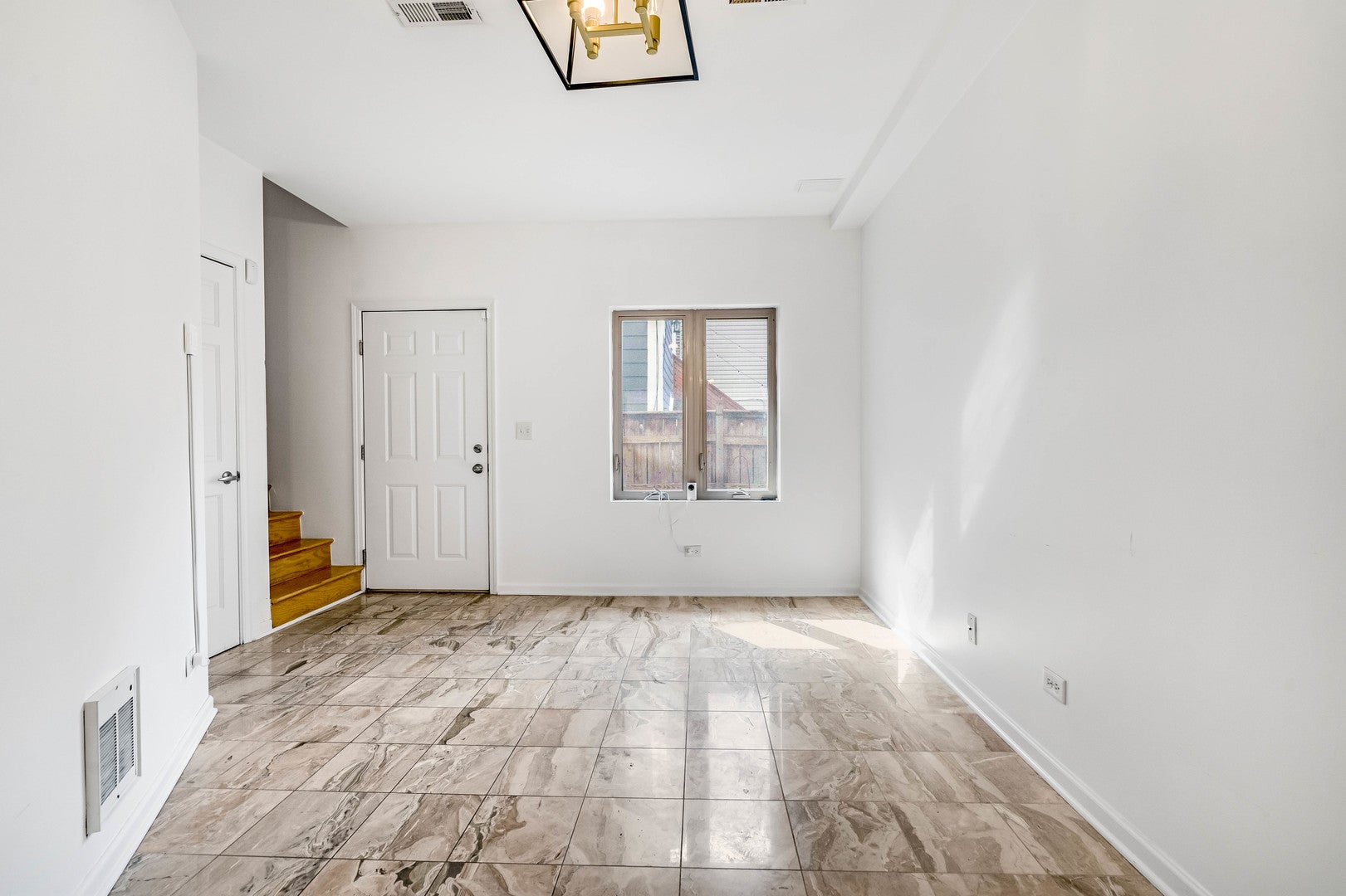 3262 W Armitage Avenue 3