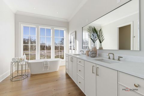 Tiny photo for 725 Tamarack Trail, Lake Forest, IL 60045 (MLS # 12397276)