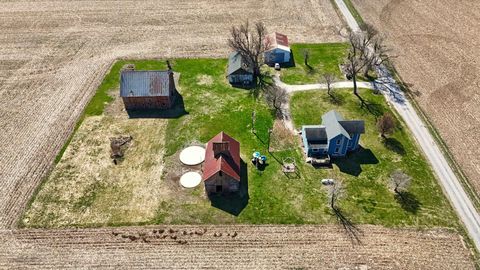 Tiny photo for 1198 N 1900 East Road, Milford, IL 60953 (MLS # 12590828)