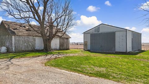 Tiny photo for 1198 N 1900 East Road, Milford, IL 60953 (MLS # 12590828)
