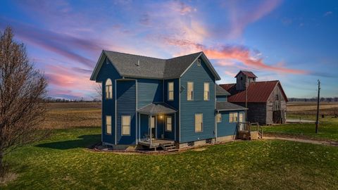 Photo of 1198 N 1900 East Road, Milford, IL 60953 (MLS # 12590828)