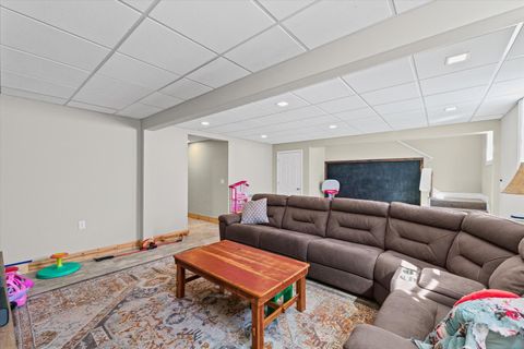 Tiny photo for 1198 N 1900 East Road, Milford, IL 60953 (MLS # 12590828)