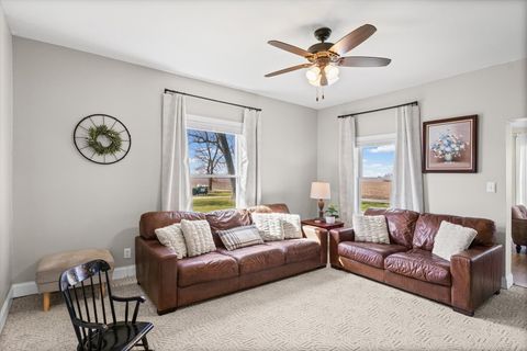 Tiny photo for 1198 N 1900 East Road, Milford, IL 60953 (MLS # 12590828)