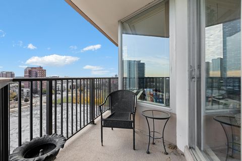 Tiny photo for 4170 N Marine Drive #11G, Chicago, IL 60613 (MLS # 12518177)
