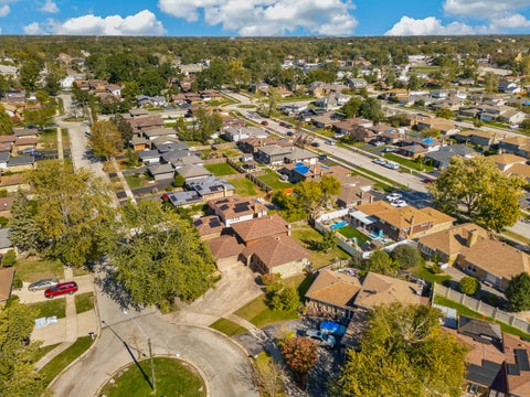 Tiny photo for 18433 Lange Street, Lansing, IL 60438 (MLS # 12790945)