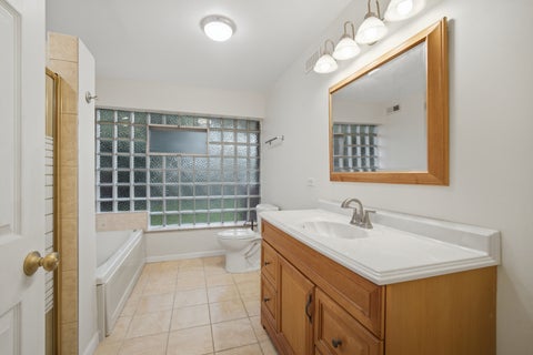 Tiny photo for 114 N Lancaster Street, Mount Prospect, IL 60056 (MLS # 12711352)