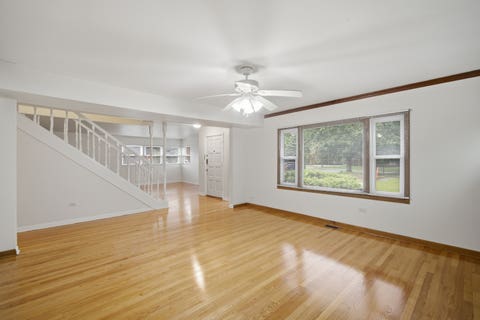 Tiny photo for 114 N Lancaster Street, Mount Prospect, IL 60056 (MLS # 12711352)