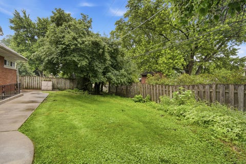Tiny photo for 114 N Lancaster Street, Mount Prospect, IL 60056 (MLS # 12711352)