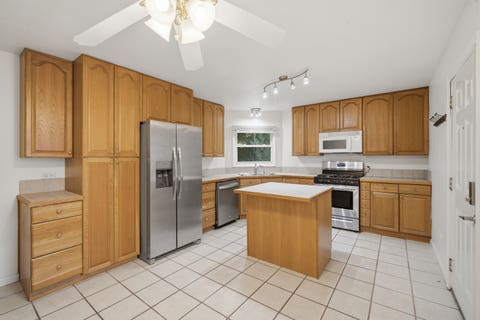 Tiny photo for 114 N Lancaster Street, Mount Prospect, IL 60056 (MLS # 12711352)