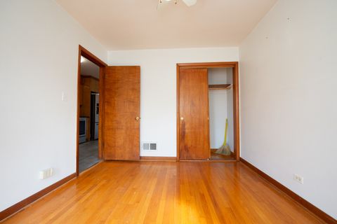 Tiny photo for 5019 W Carmen Avenue, Chicago, IL 60630 (MLS # 12531011)