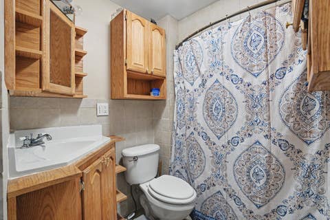 Tiny photo for 1021 Oneida Avenue, Davenport, IA 52803 (MLS # 12639920)