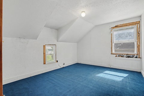 Tiny photo for 1021 Oneida Avenue, Davenport, IA 52803 (MLS # 12639920)