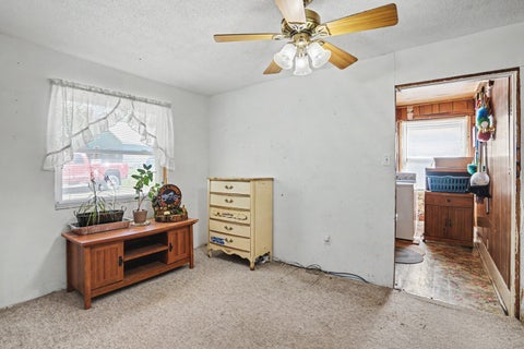 Tiny photo for 1021 Oneida Avenue, Davenport, IA 52803 (MLS # 12639920)