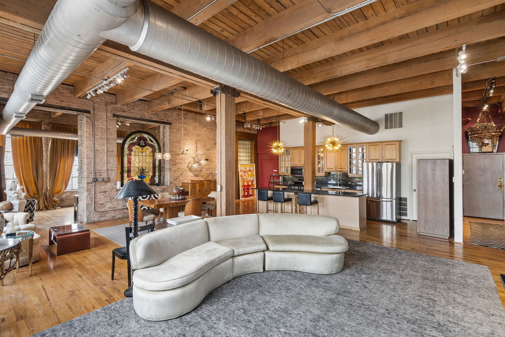 2401 W Ohio Street 21