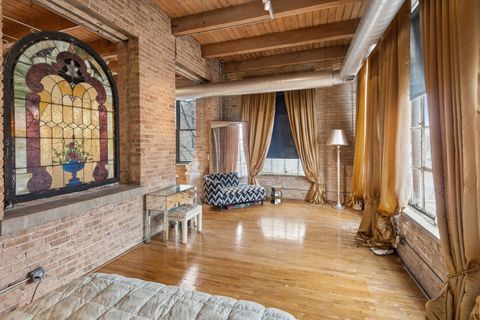 Tiny photo for 2401 W Ohio Street #21, Chicago, IL 60612 (MLS # 12583161)