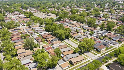 Tiny photo for 11659 S Ada Street, Chicago, IL 60643 (MLS # 12680863)