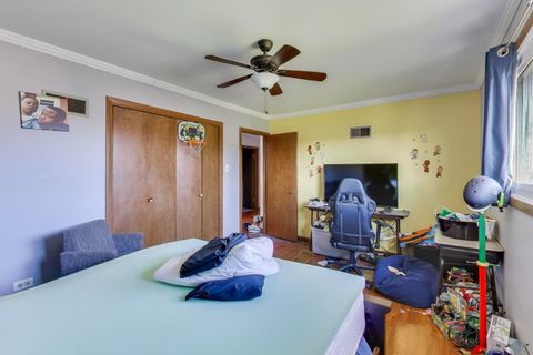 Tiny photo for 17001 Everett Avenue, South Holland, IL 60473 (MLS # 12526779)