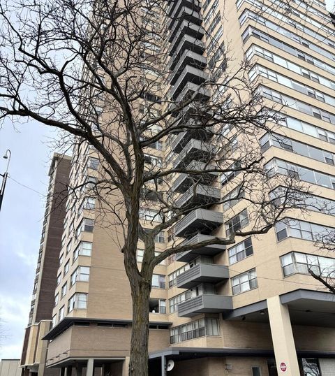 Photo of 6301 N Sheridan Road #23N, Chicago, IL 60660 (MLS # 12551435)