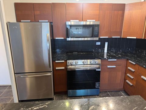 Tiny photo for 6301 N Sheridan Road #23N, Chicago, IL 60660 (MLS # 12551435)