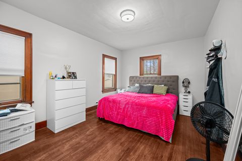 Tiny photo for 2951 Farnam Street, Davenport, IA 52803 (MLS # 12609581)