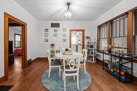 Tiny photo for 2951 Farnam Street, Davenport, IA 52803 (MLS # 12609581)