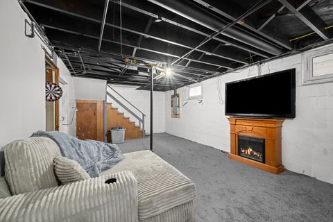 Tiny photo for 2951 Farnam Street, Davenport, IA 52803 (MLS # 12609581)