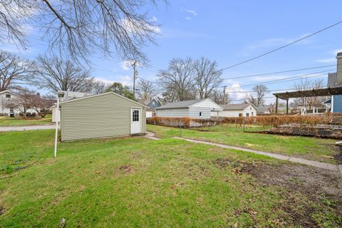 Tiny photo for 2951 Farnam Street, Davenport, IA 52803 (MLS # 12609581)