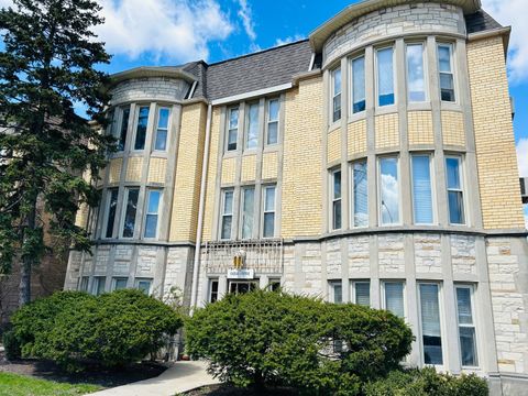 6656 W Devon Avenue Chicago IL 60631