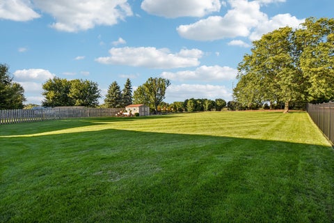 Tiny photo for 138 Cobbler Lane, Sugar Grove, IL 60554 (MLS # 12766551)