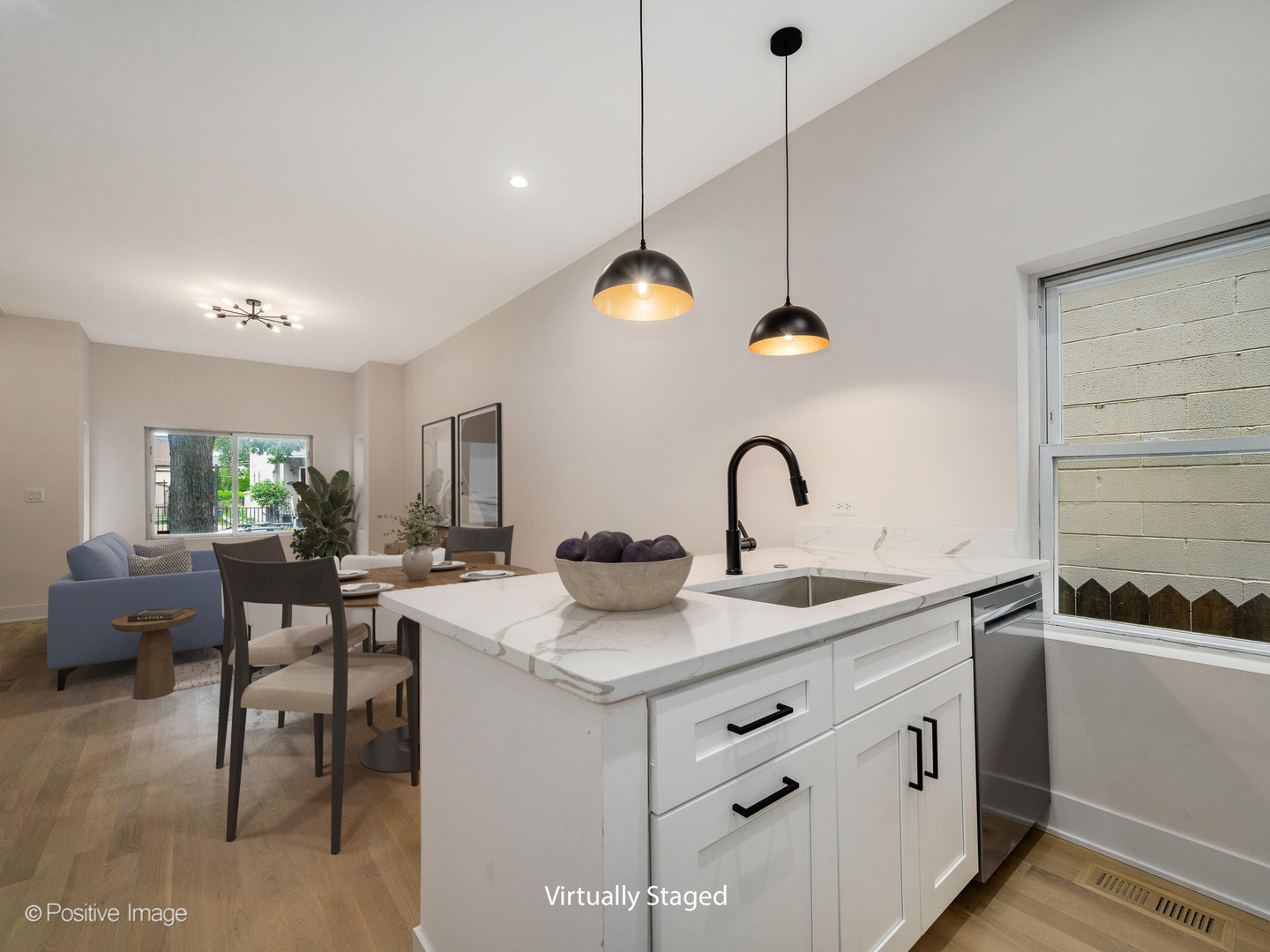 2142 N Maplewood Avenue 1F