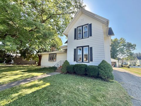 Photo of 126 W Roosevelt Street, Stillman Valley, IL 61084 (MLS # 12482753)
