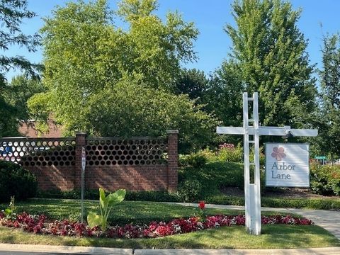 Tiny photo for 5040 Arbor Lane #303, Northfield, IL 60093 (MLS # 12477198)