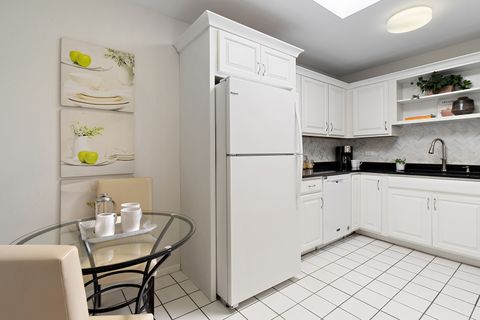 Tiny photo for 5040 Arbor Lane #303, Northfield, IL 60093 (MLS # 12477198)