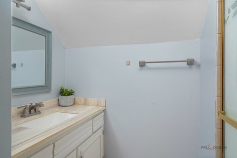 Tiny photo for 935 Sunrise Road, Green Oaks, IL 60048 (MLS # 12783972)