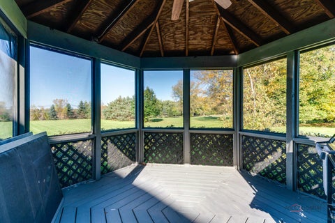 Tiny photo for 935 Sunrise Road, Green Oaks, IL 60048 (MLS # 12783972)