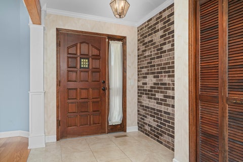 Tiny photo for 935 Sunrise Road, Green Oaks, IL 60048 (MLS # 12783972)